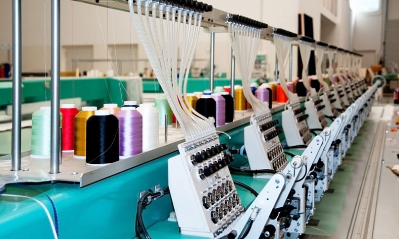 Фабрика «Шарм» продолжает восстанавливать производственную деятельность