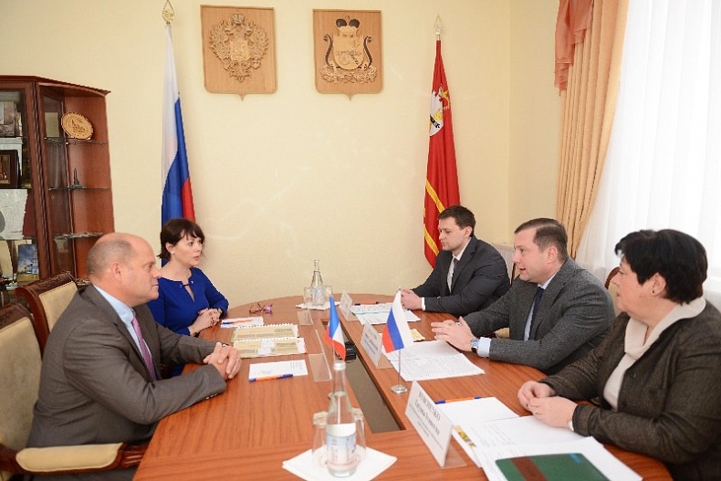 В Смоленской области обсудили перспективы сотрудничества с представителями французского бизнеса