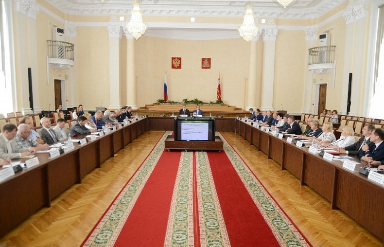  В Администрации Смоленской области обсудили развитие конкуренции в регионе