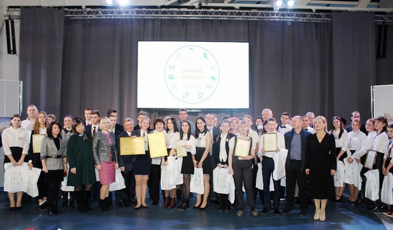 Касплянские школьники получили 10 000 рублей на реализацию бизнес-идеи на конкурсе «Юный фермер»